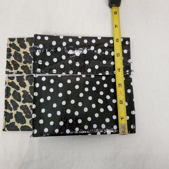 Set of 4 Reusable Bags - Picture 3 of 9